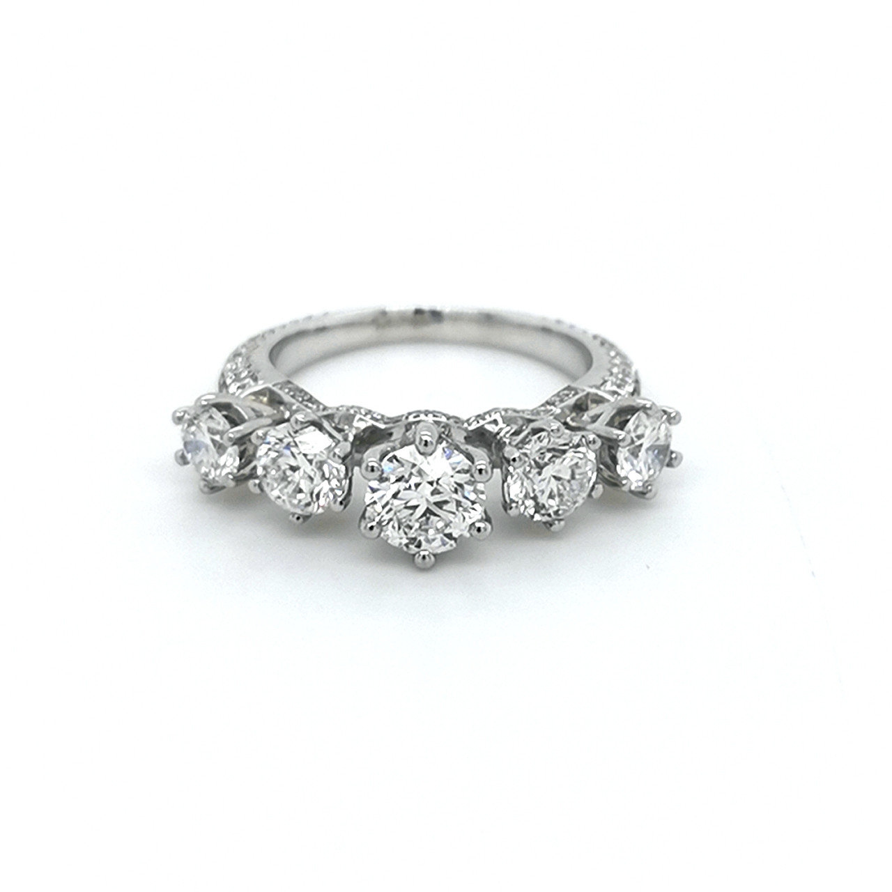 Higher or lower set solitaire? : r/EngagementRings